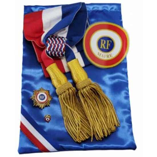 Kit élu 3 pièces (Echarpe, Insigne boutonnière, Cocarde électrostatique) - Maire