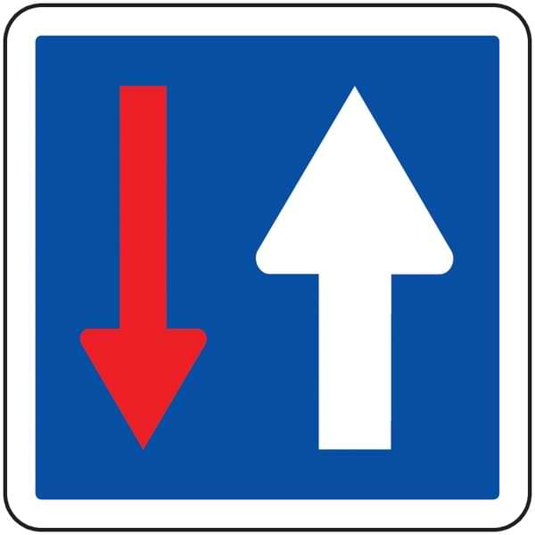 Panneau routier C18 - 700 mm - Classe 2