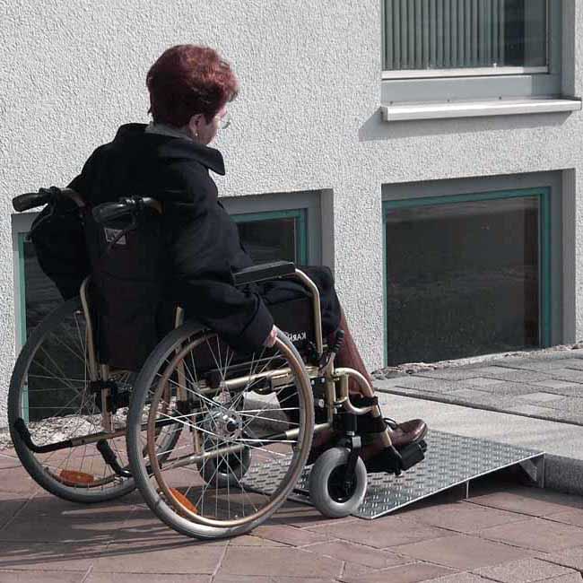 Rampe accès simple aluminium - Hauteur 70 à 120 mm