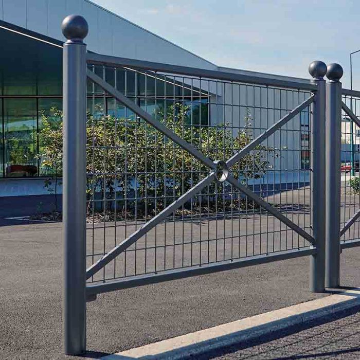 Barrière de ville Chaumont grillagée