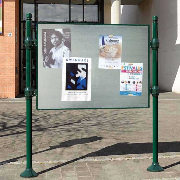 Panneau affichage libre extérieur
