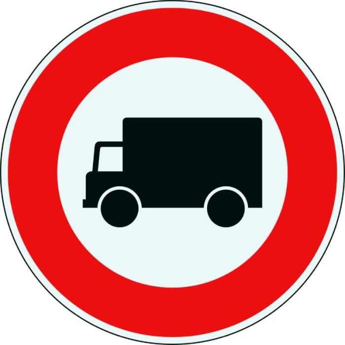 Panneau Interdiction véhicule transport marchandises B8