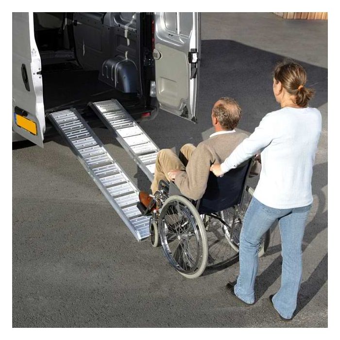 Rampe de chargement aluminium pliante