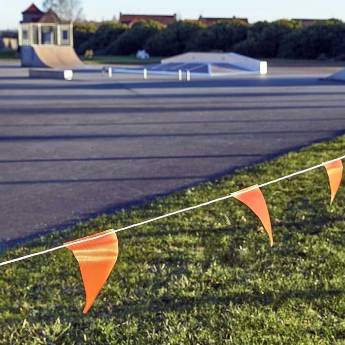Corde à fanions orange 30 m